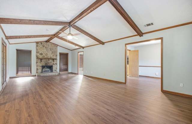 3942 Ashmore Drive Gallery 4