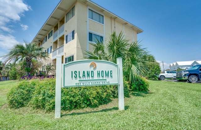 Walk to the Beach from this Ground Floor 1B/ 1B Long Term Rental on Holiday Isle in Destin photos photos