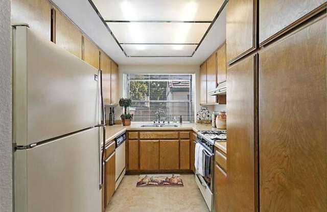 463 Nantucket Glen Gallery 2