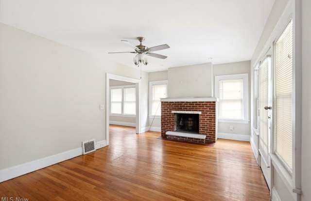 3423 Beechwood Avenue Gallery 4