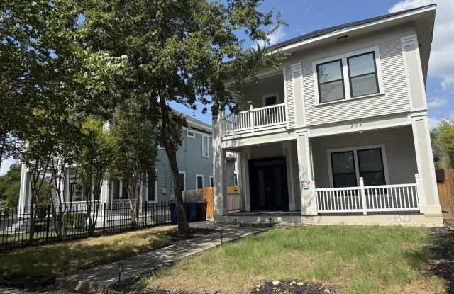 205 Ira Ave. photos photos