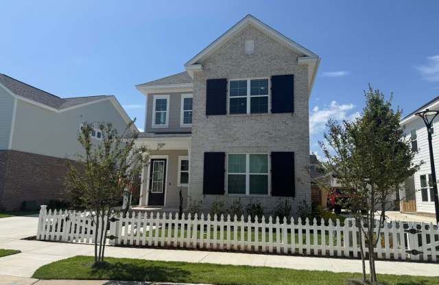 Beautiful 5-Bedroom Home in Deer Moss Creek – Niceville with lawn care included photos photos