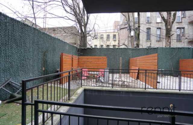 168 MESEROLE ST. Gallery 4