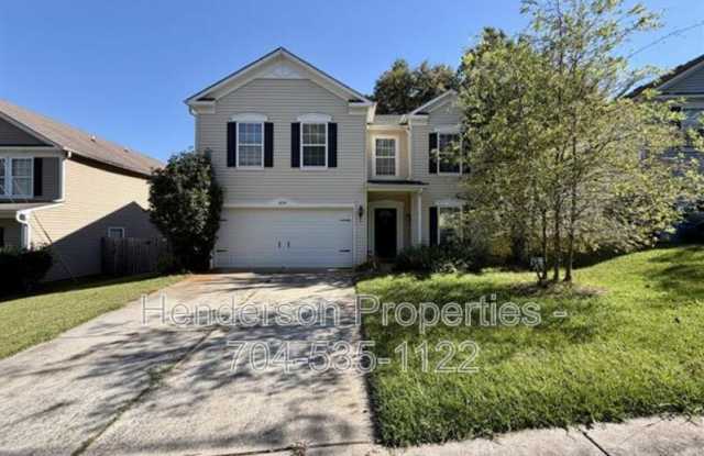 8808 Old Potters Rd Gallery 2