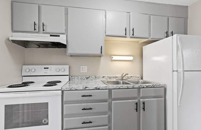 Royal Chateau Apartments photos photos