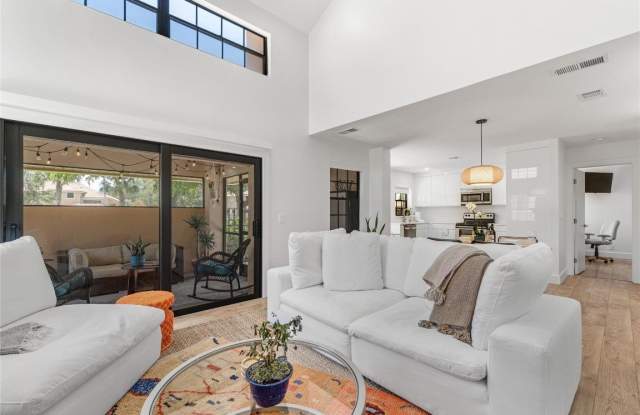 376 Prestwick Circle 3 photos photos