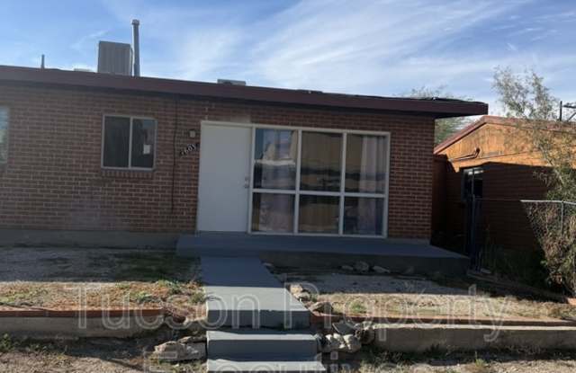 1603 N. Highland Ave. photos photos