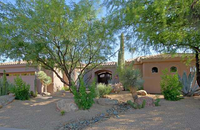 9819 E SEVEN PALMS Drive Gallery 2