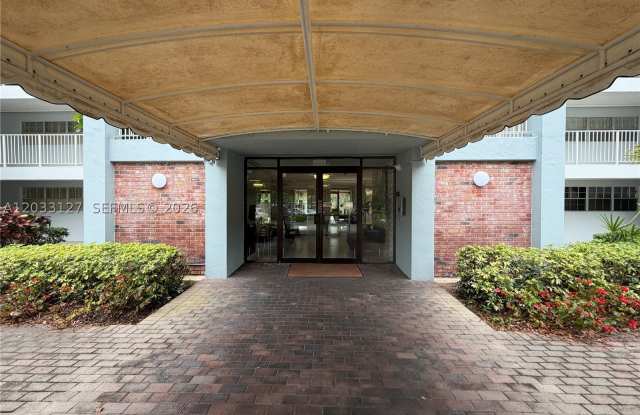 3100 N Course Ln Gallery 4