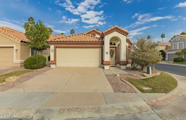 517 South Paradise Drive Gallery 1