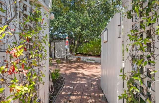 3031 Flores ST photos photos
