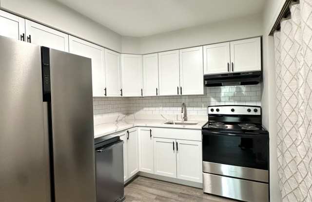 9441 Green Park Gardens Dr photos photos