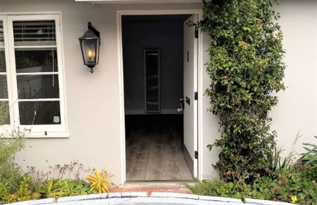 668 Glenneyre St - 668 Glenneyre Street, Laguna Beach, CA 92651