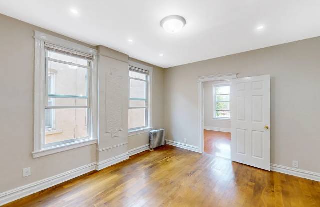 456 Dewitt Ave photos photos