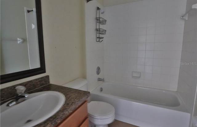 5628 WHITE TRILLIUM LOOP Gallery 4
