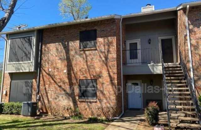 2700 Silver Creek Dr - 2700 Silver Creek Drive, Arlington, TX 76006