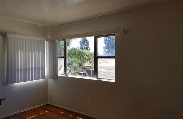 2920 Upshur Gallery 3