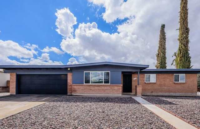 8302 East 24th Street - 8302 East 24th Street, Tucson, AZ 85710