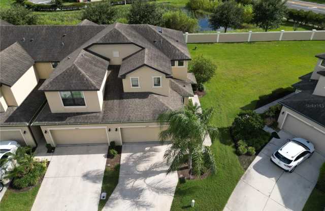 2400 SEVEN OAKS Drive Gallery 2