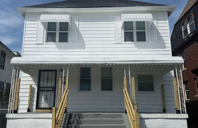 Renovated 5-Bedroom Home – We Welcome Section 8! - 853 East Grand Boulevard, Detroit, MI 48207