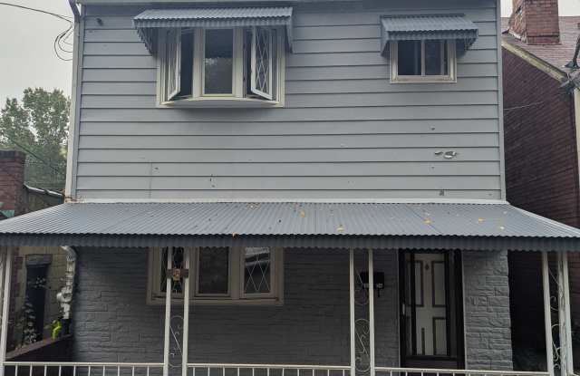 3126 Wadlow St photos photos