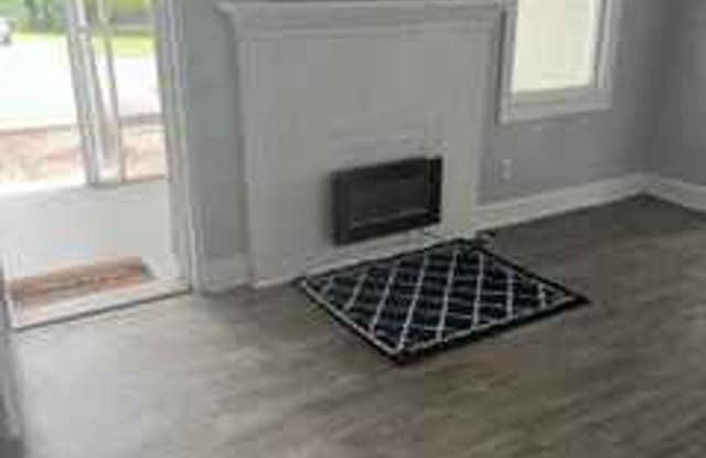 5520 North Main - 5520 North Main Street, Columbia, SC 29203
