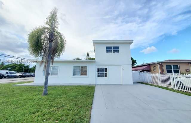 291 W 41st St photos photos