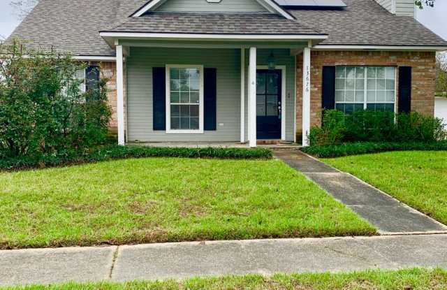 Fairwood Estates - easy access to I-12 photos photos