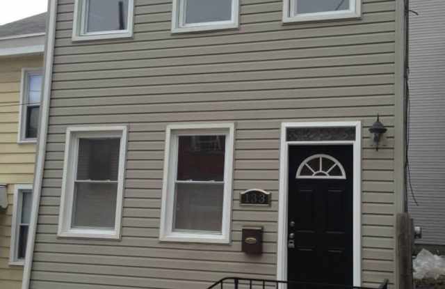 Elegant Modern Renovation. Stainless.Quartz.A/C.Laundry.Private Patio. photos photos