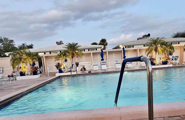 2260 NE 67th Street photos photos