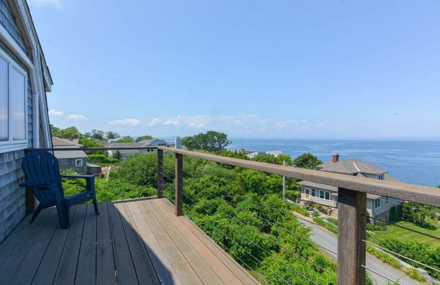 Winter Rental with Ocean Views: Sea For Miles photos photos