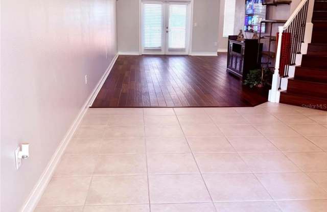 10432 LA MIRAGE Court Gallery 3