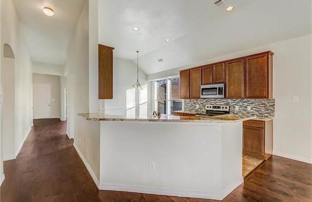 6048 Bee Balm Drive Gallery 2