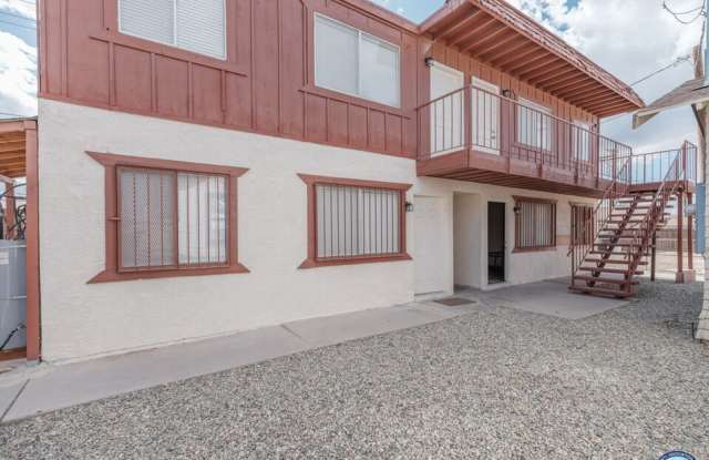 1061 El Centro Ave photos photos
