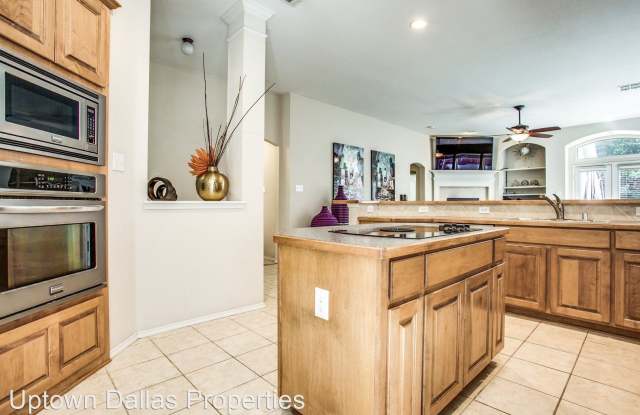 6915 Chackbay Lane Gallery 3