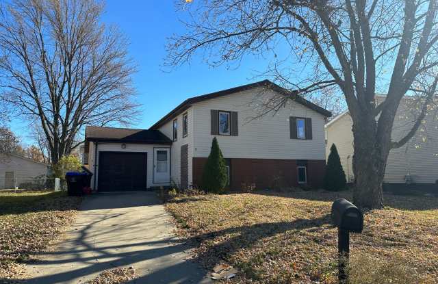 Incredibly Updated Large 4 Bedroom House! photos photos Incredibly Updated Large 4 Bedroom House! photos photos