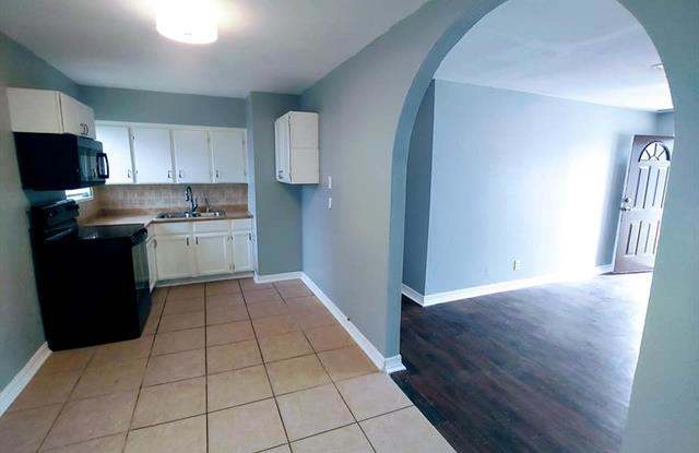8512 Quebec Drive Gallery 3