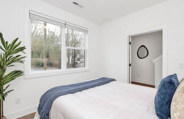 3426 Brookshire Boulevard - 1 Gallery 4