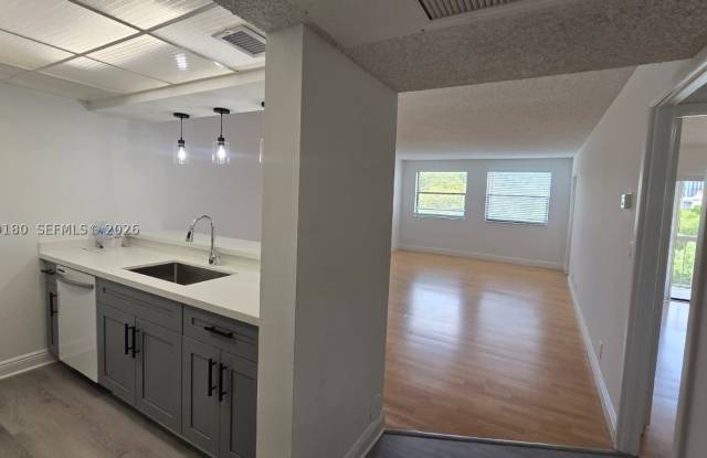 8180 Geneva Ct Gallery 4
