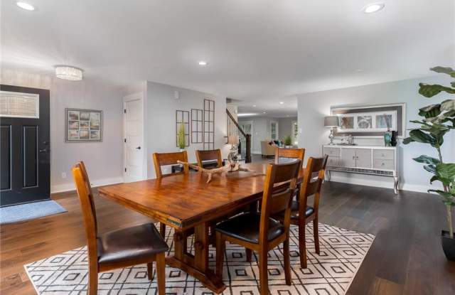 10264 Lothbury Circle Gallery 4