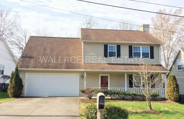 LOVELY 3 BEDROOM, 2.5 BATHROOM HOME IN ROCKY HILL AREA!! - 1325 Woodridge Drive, Knoxville, TN 37919