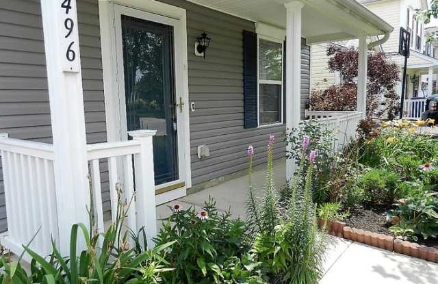 5496 Englecrest Drive Gallery 2