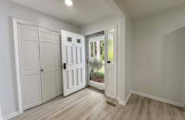 13113 LAUREL GLEN Road Gallery 3