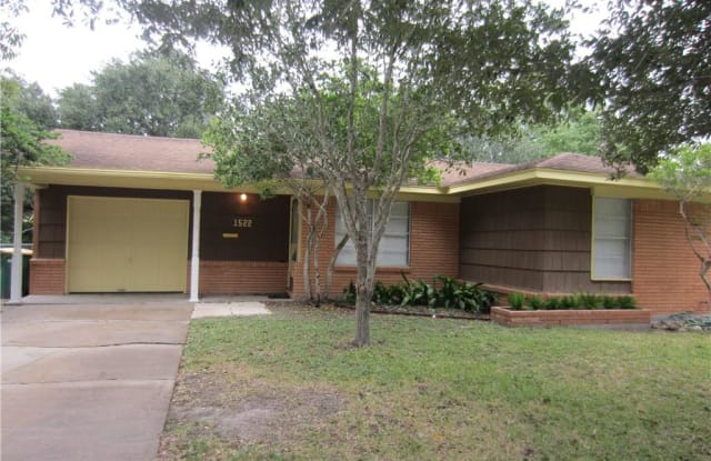 1522 Alamo Drive - 1522 Alamo Dr, Victoria, TX 77901