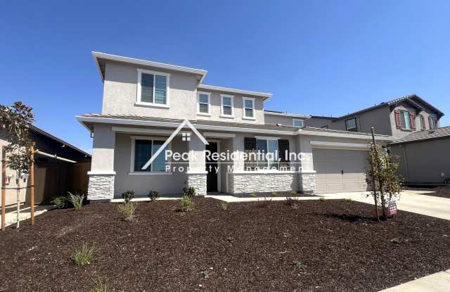 Beautiful 5bd/3ba Rancho Cordova Home with 3 Car Garage Gallery 3