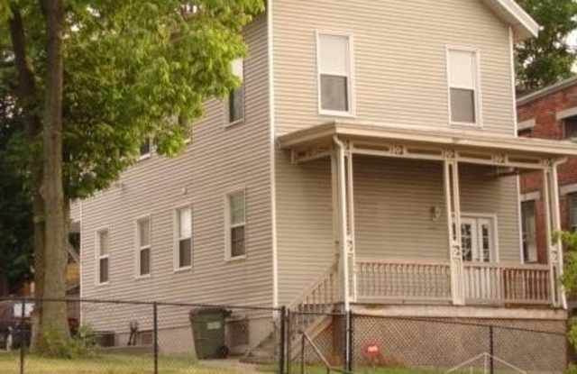 225 E University Avenue unit: 2 photos photos