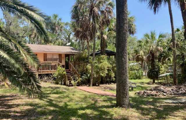 Captains' Lodge Old Homosassa Gallery 3