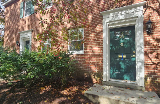 Spacious 2-bedroom townhouse on beautifully landscaped grounds. photos photos