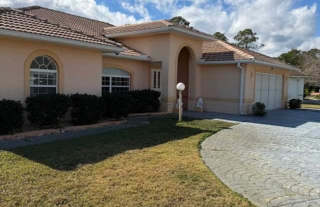 Spacious home for rent ! photos photos