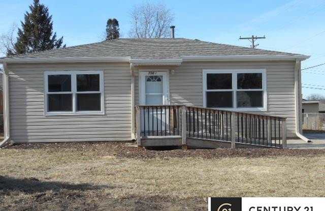 7302 S 41st Street photos photos